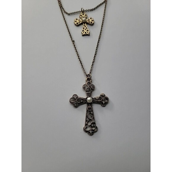 Vintage Necklace Chain Gold Tone Cross Pendant Crystal White Bead Jewelry - Picture 11 of 14